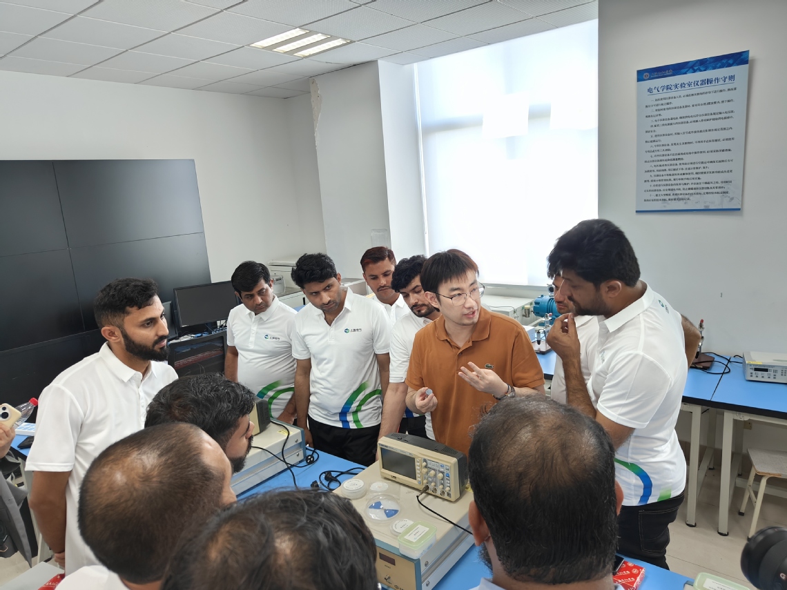 深化校企合作，共譜能源新篇——上海電氣塔爾項(xiàng)目組代表團(tuán)訪問上海電機(jī)學(xué)院推動(dòng)戰(zhàn)略協(xié)作邁上新臺(tái)階